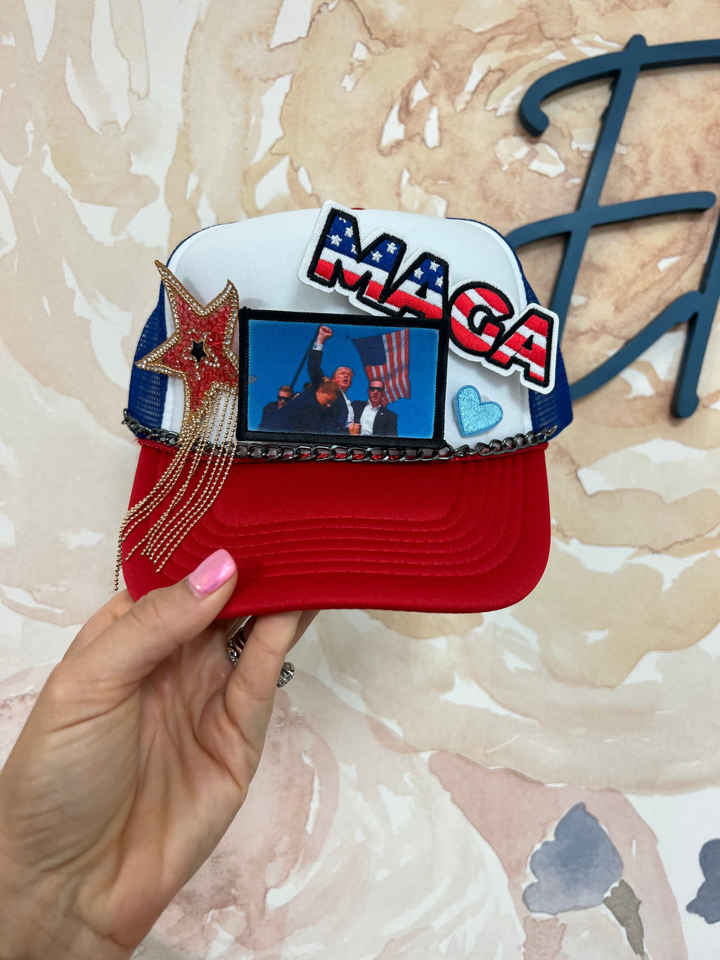 Hat Bar