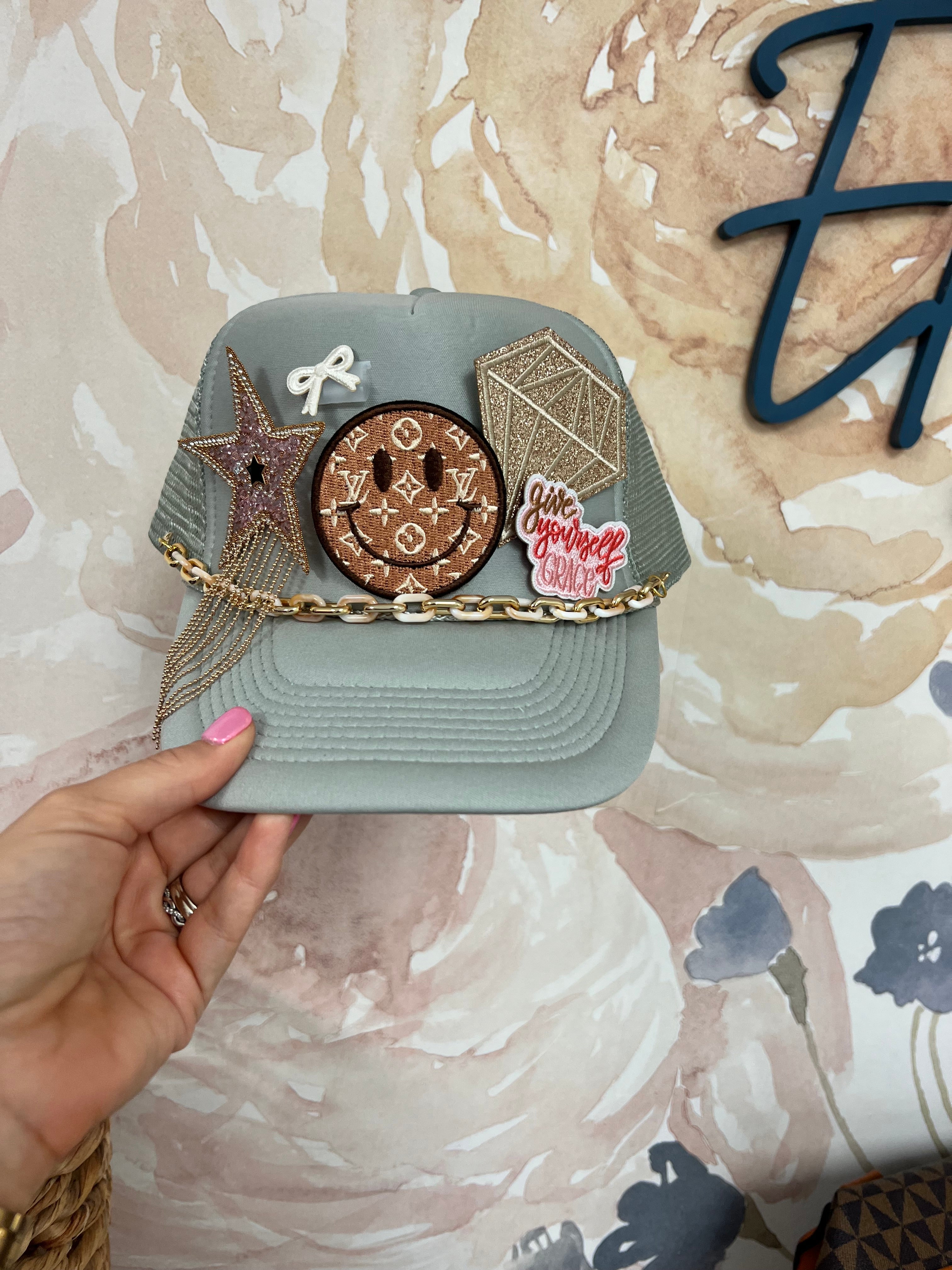 Hat Bar