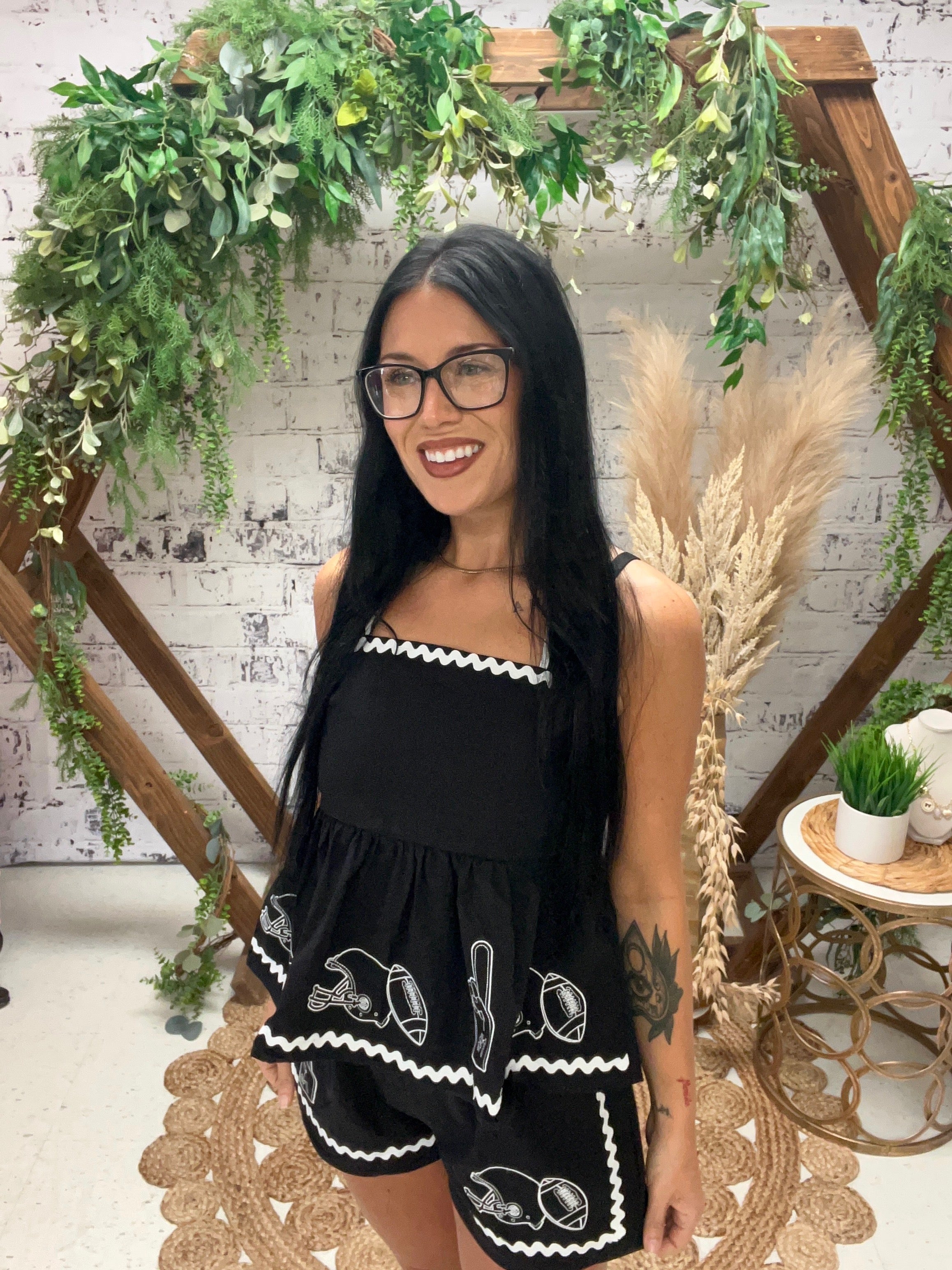 Black & White Gameday Set