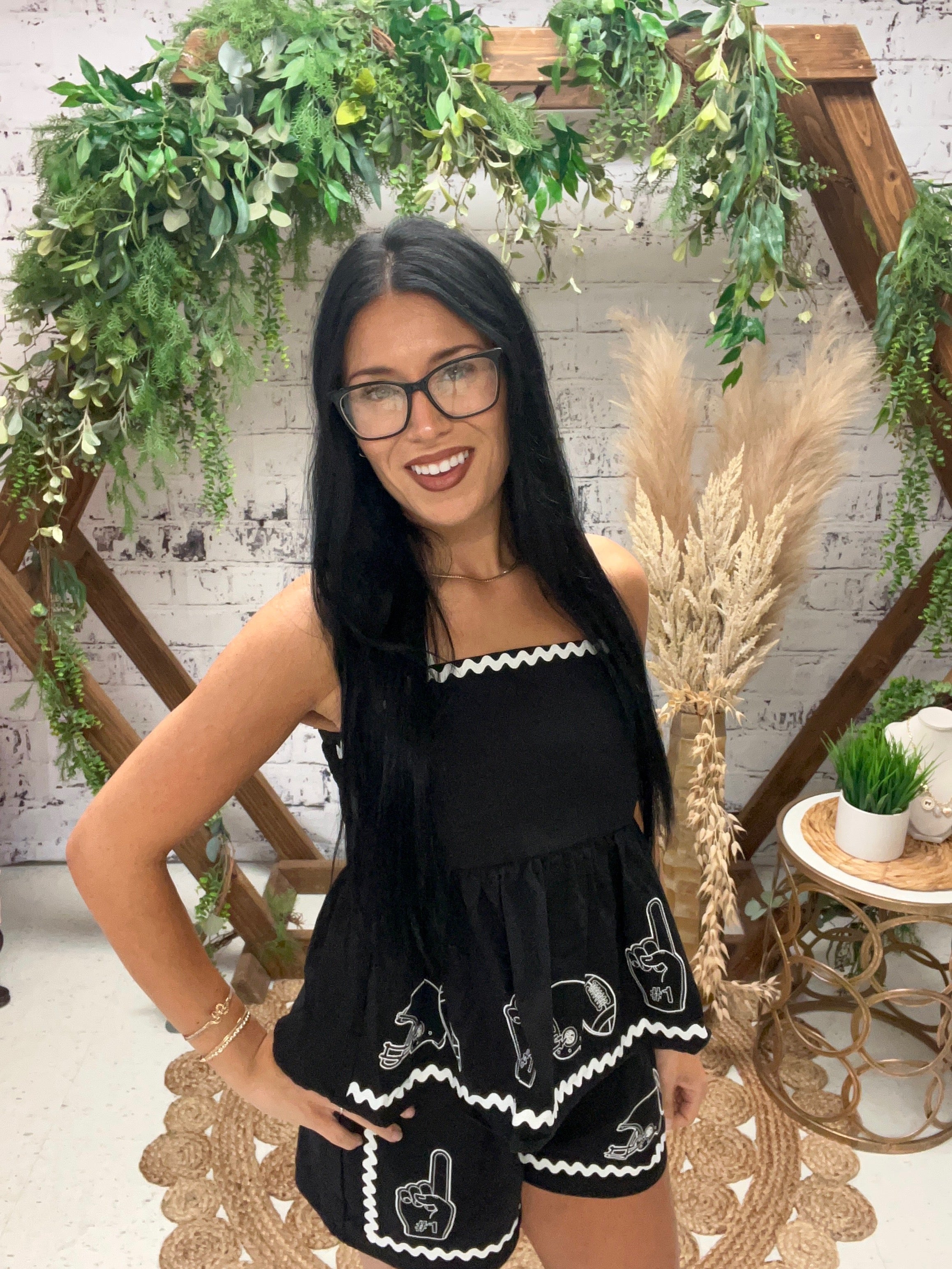 Black & White Gameday Set